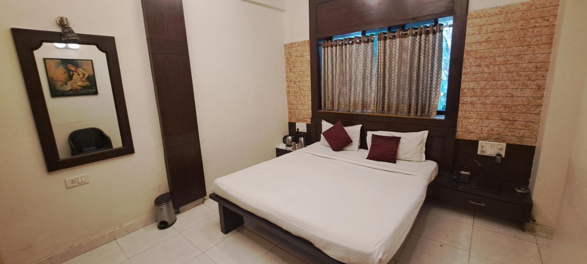 Hotel Shivam Pune Eksteriør bilde