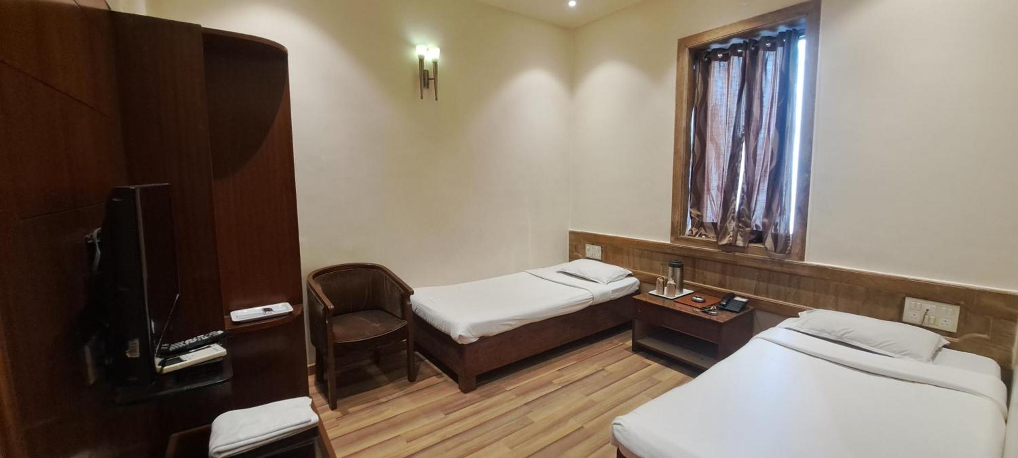 Hotel Shivam Pune Eksteriør bilde