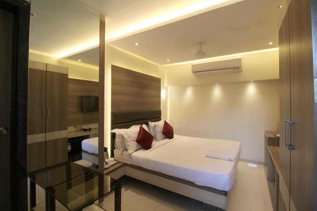 Hotel Shivam Pune Eksteriør bilde