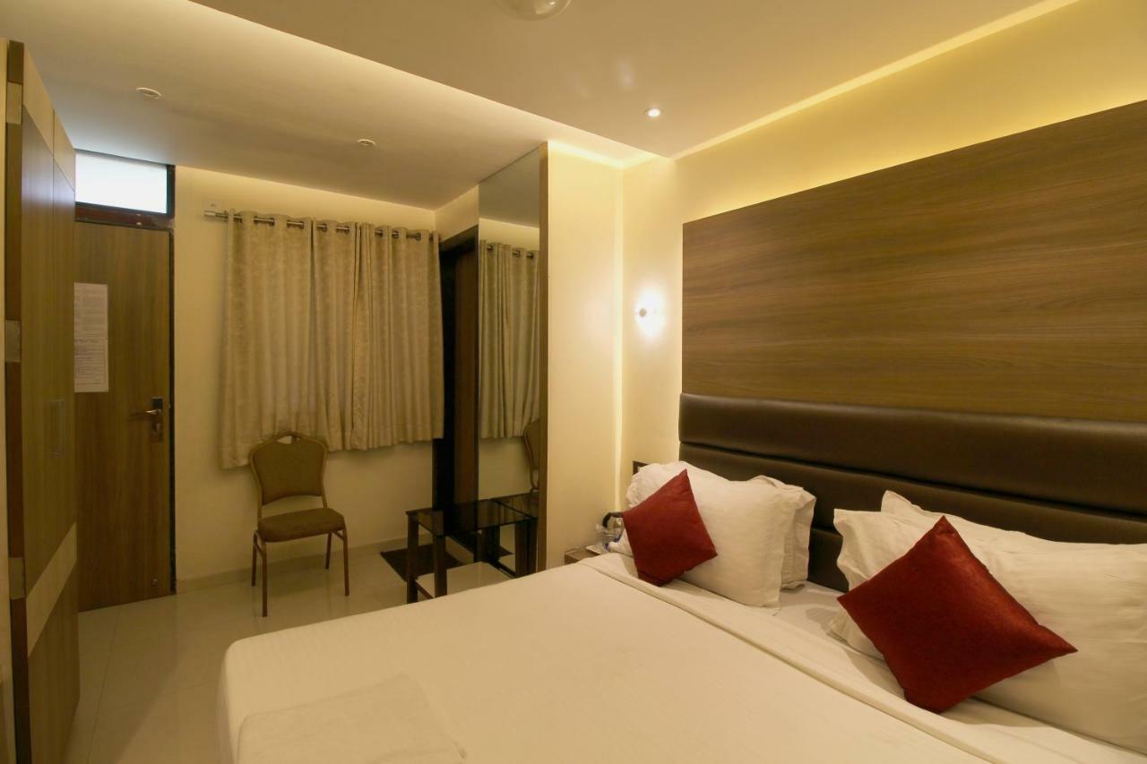 Hotel Shivam Pune Eksteriør bilde