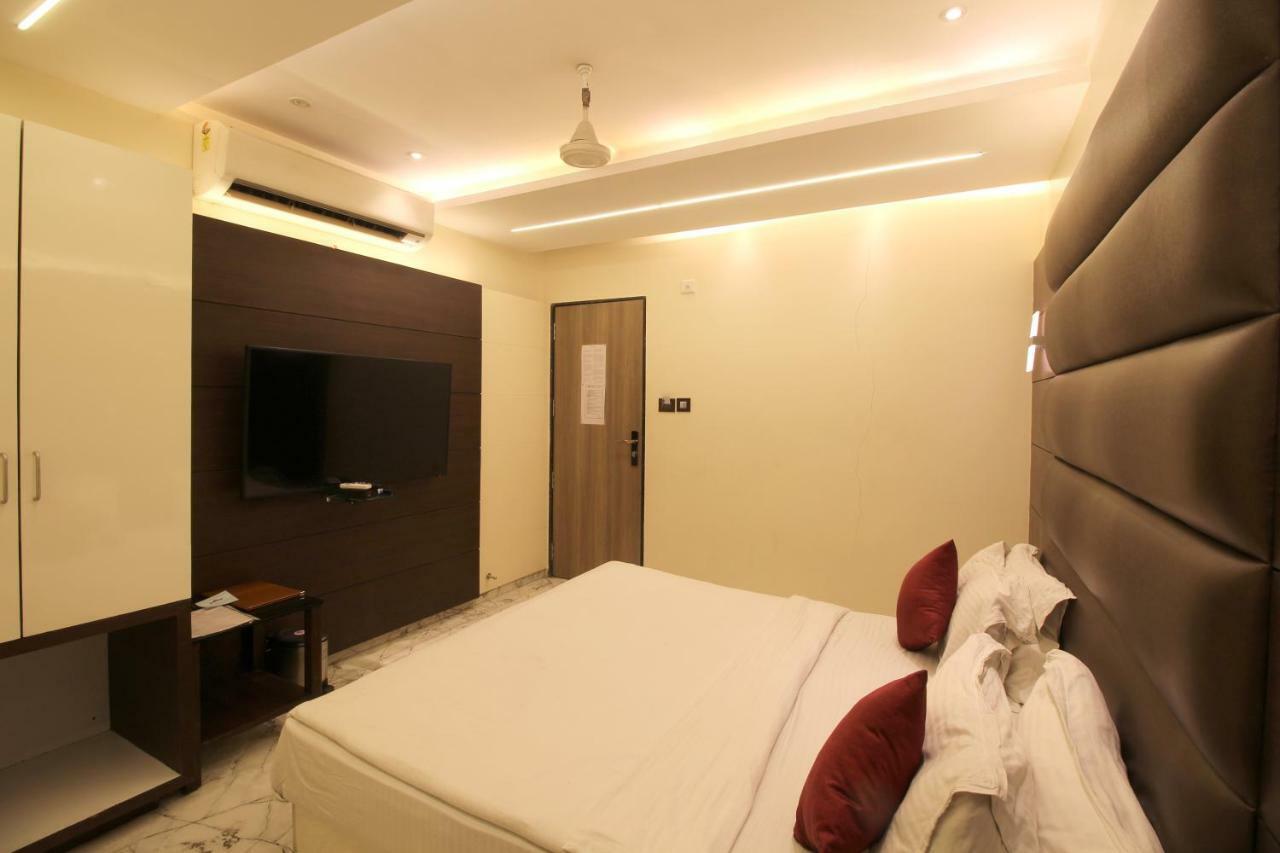 Hotel Shivam Pune Eksteriør bilde