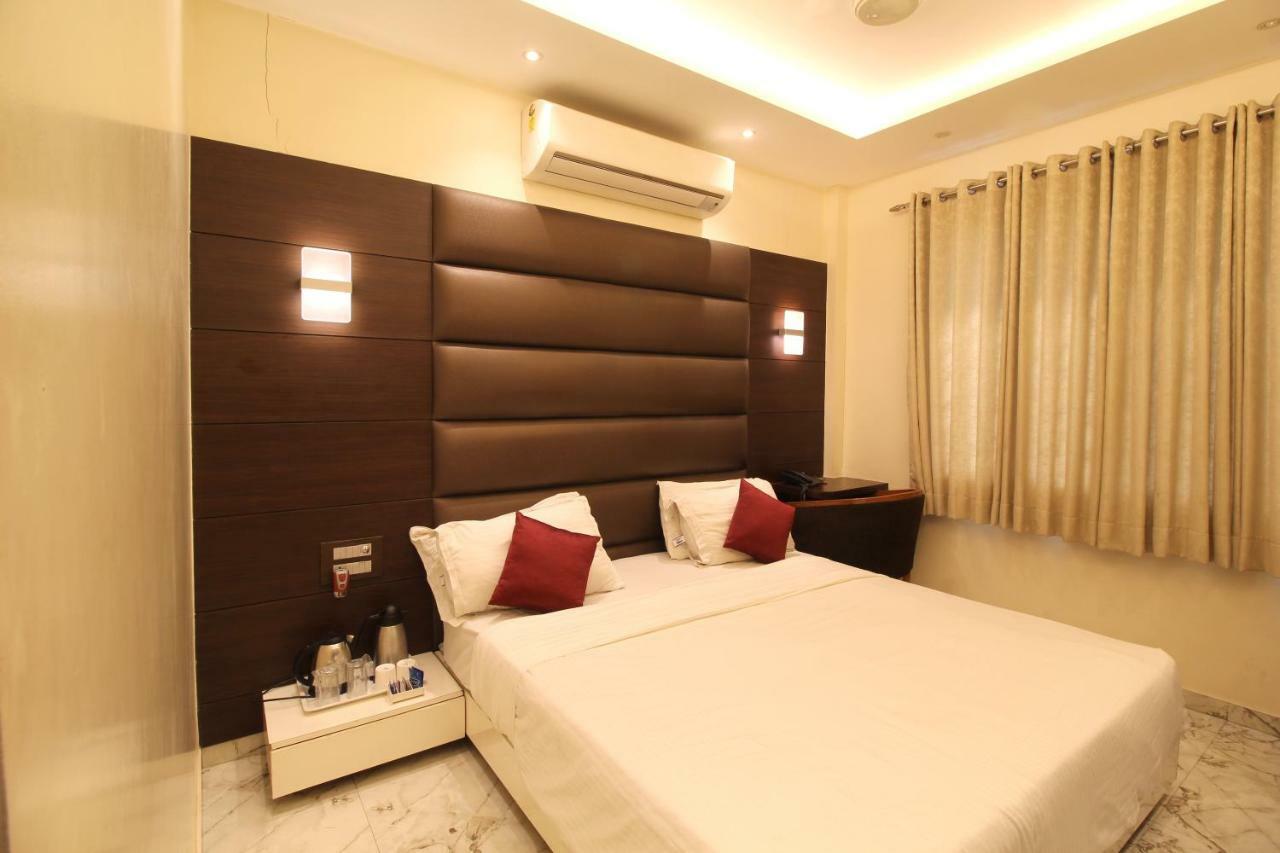 Hotel Shivam Pune Eksteriør bilde