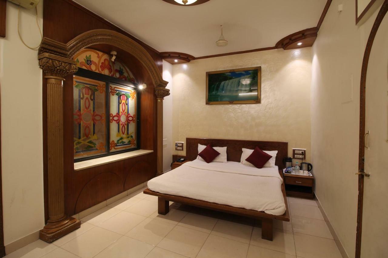 Hotel Shivam Pune Eksteriør bilde